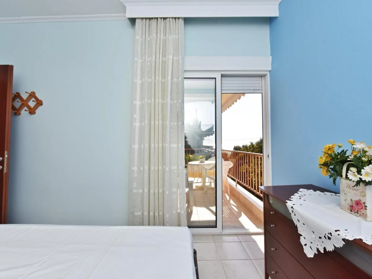 Lillian Apartment By Travel Pro Services - Nea Moudania Halkidiki